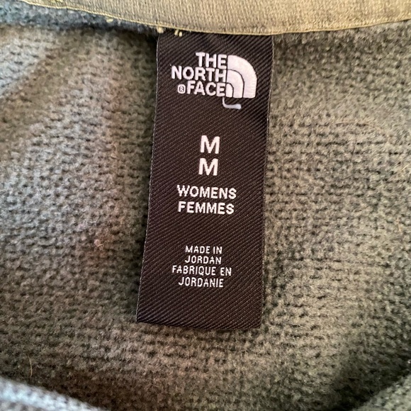 The north face olive green, three snap button hoodie, women’s size medium - Picture 4 of 6